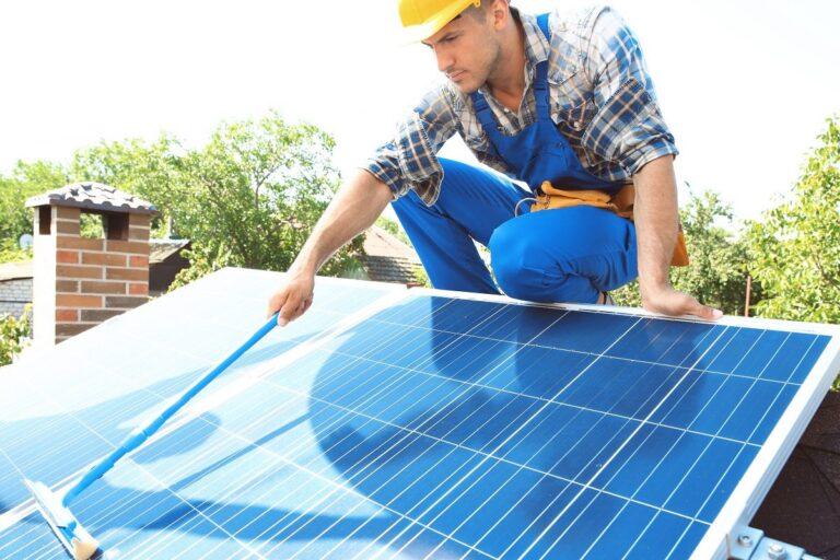 8 Benefits of Cleaning Solar Panels - Energy Theory