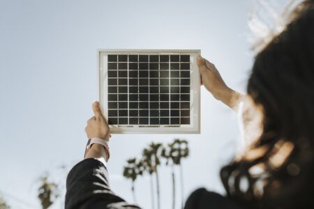 24 Most Common Solar Panel Problems With Solutions - Energy Theory