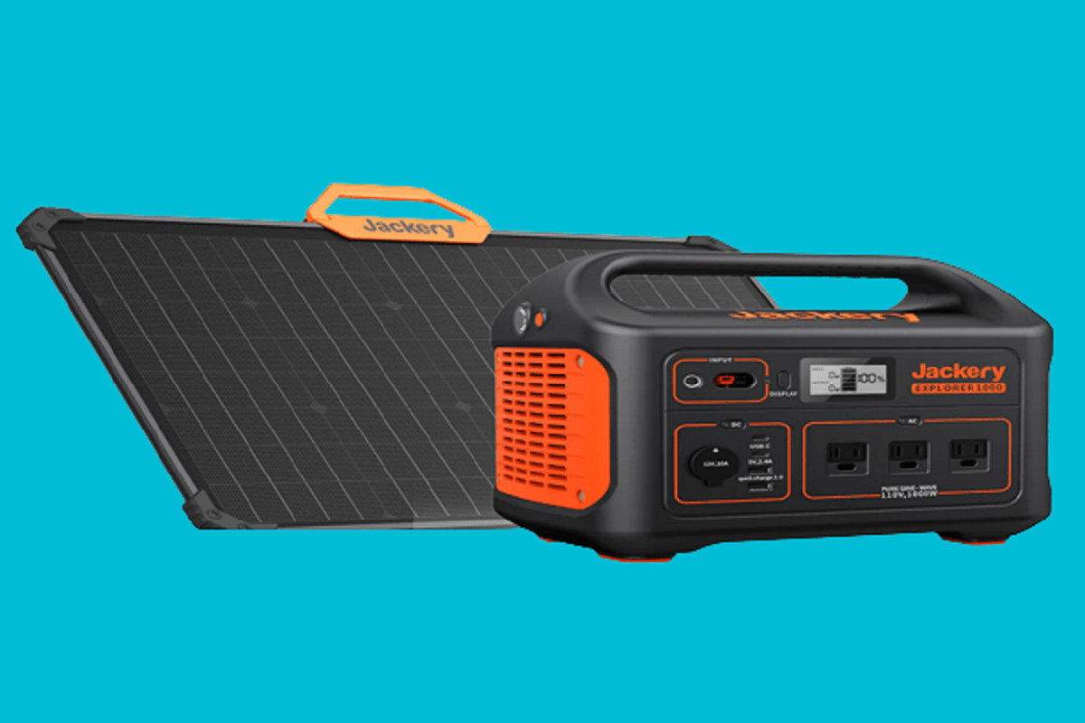 Jackery Solar Generator 240-1
