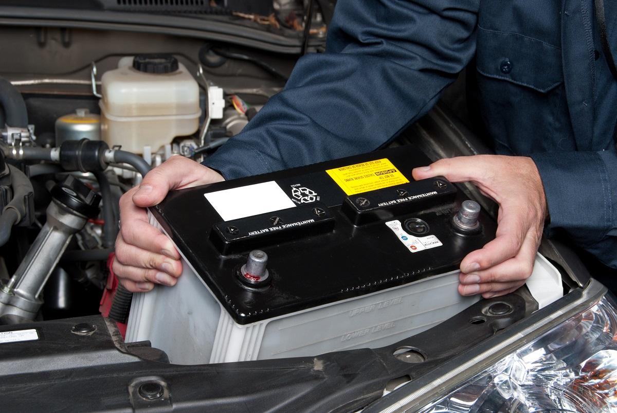 Can I Use a Car Battery For a Solar Panel? - Energy Theory