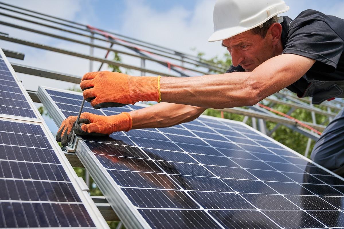 Grounded Vs. Ungrounded PV Systems: 5 Key Differences - Energy Theory